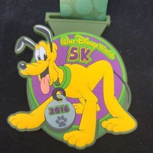 RunDisney 2015 Pluto 5k Medal